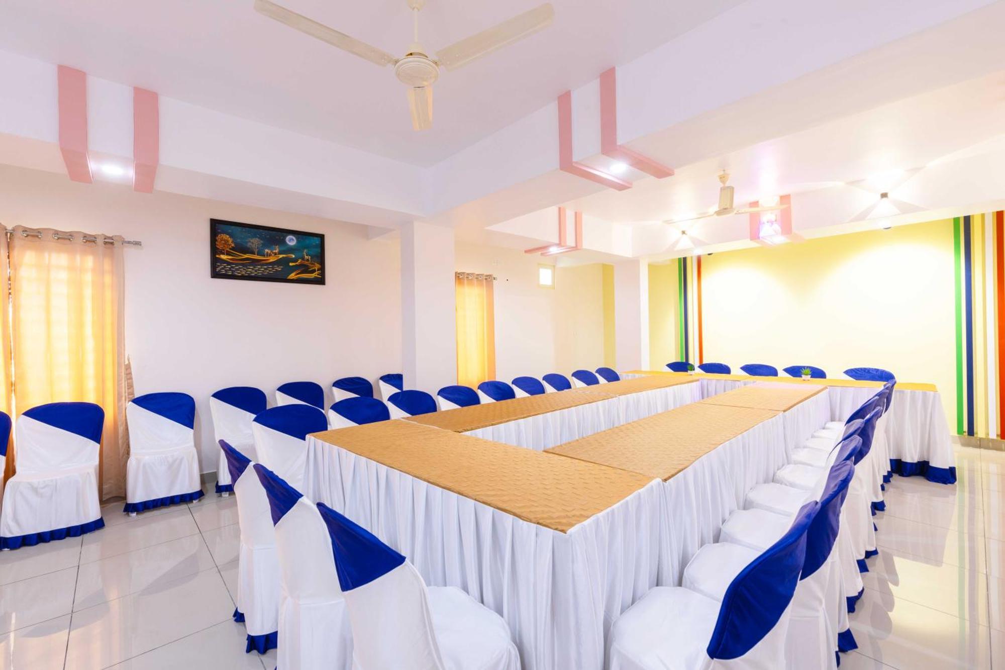Treebo Airsuite Airport Hotel Kochi Luaran gambar